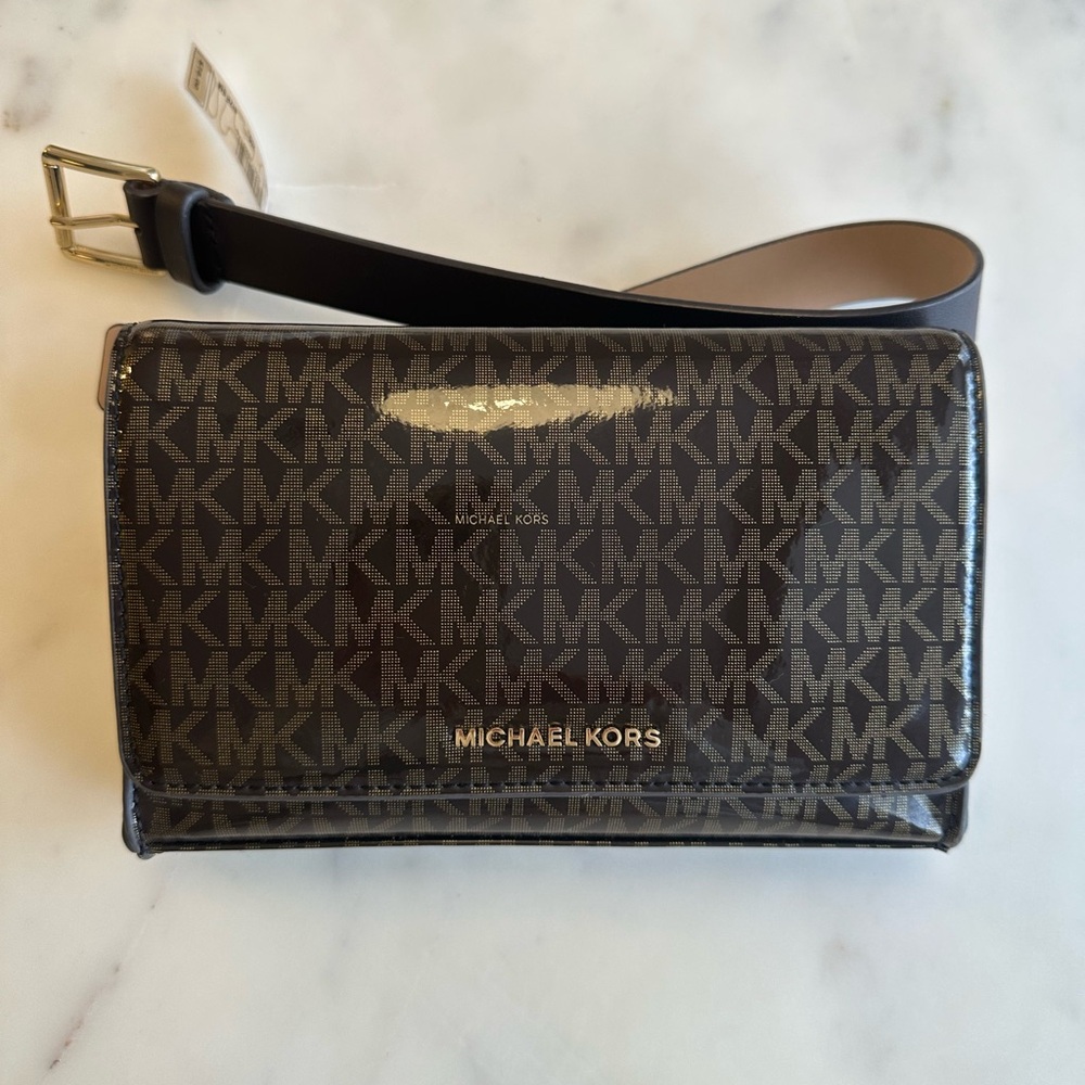 Michael Kors Brown Monogram belg Bag